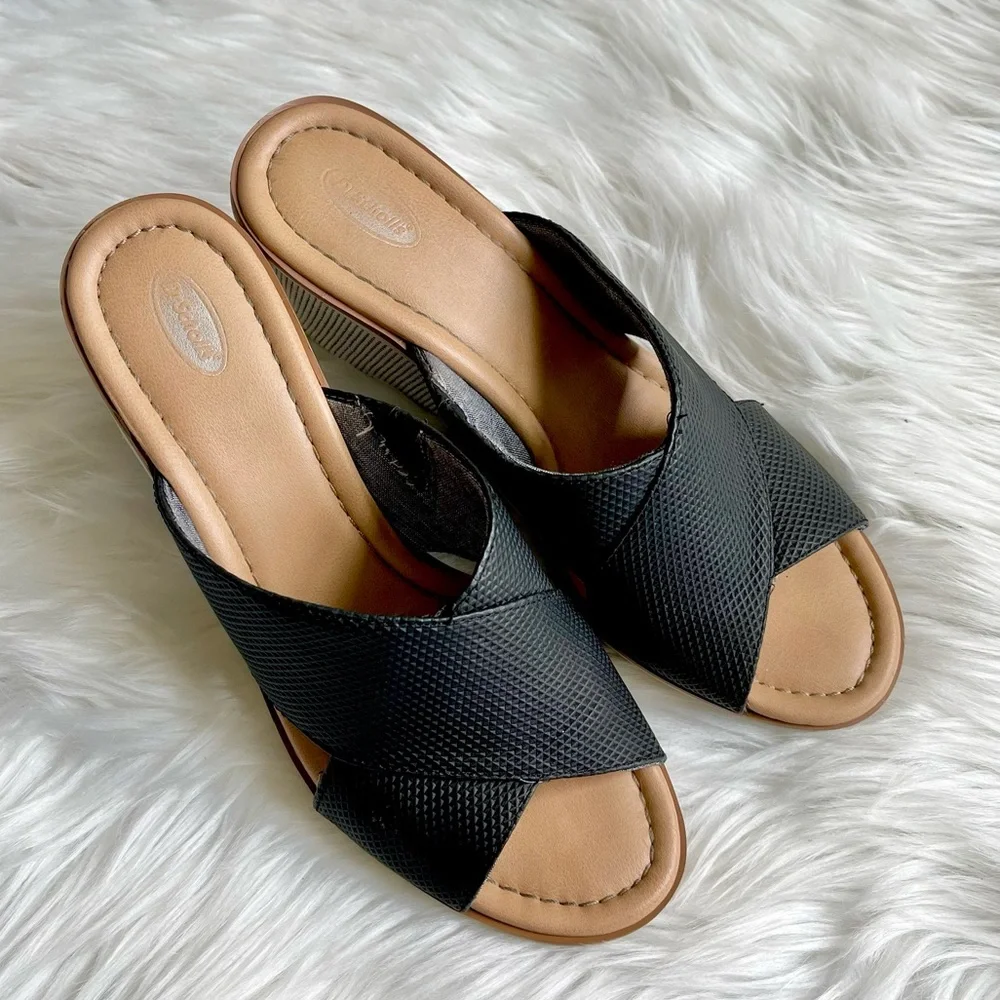 Dr. Schools Black Textured Crossover Sandals